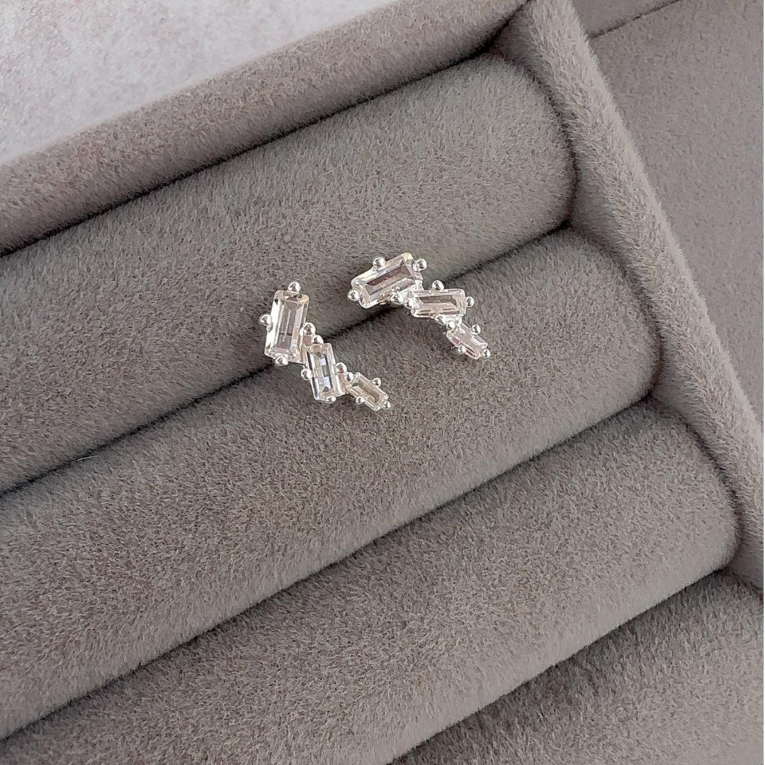 Brinco Zircônias Retangular